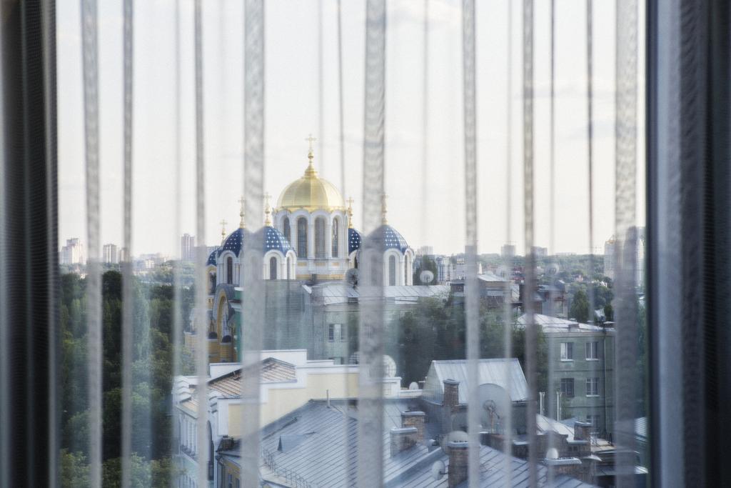 11 Mirrors Design Hotel Kiev Exterior foto