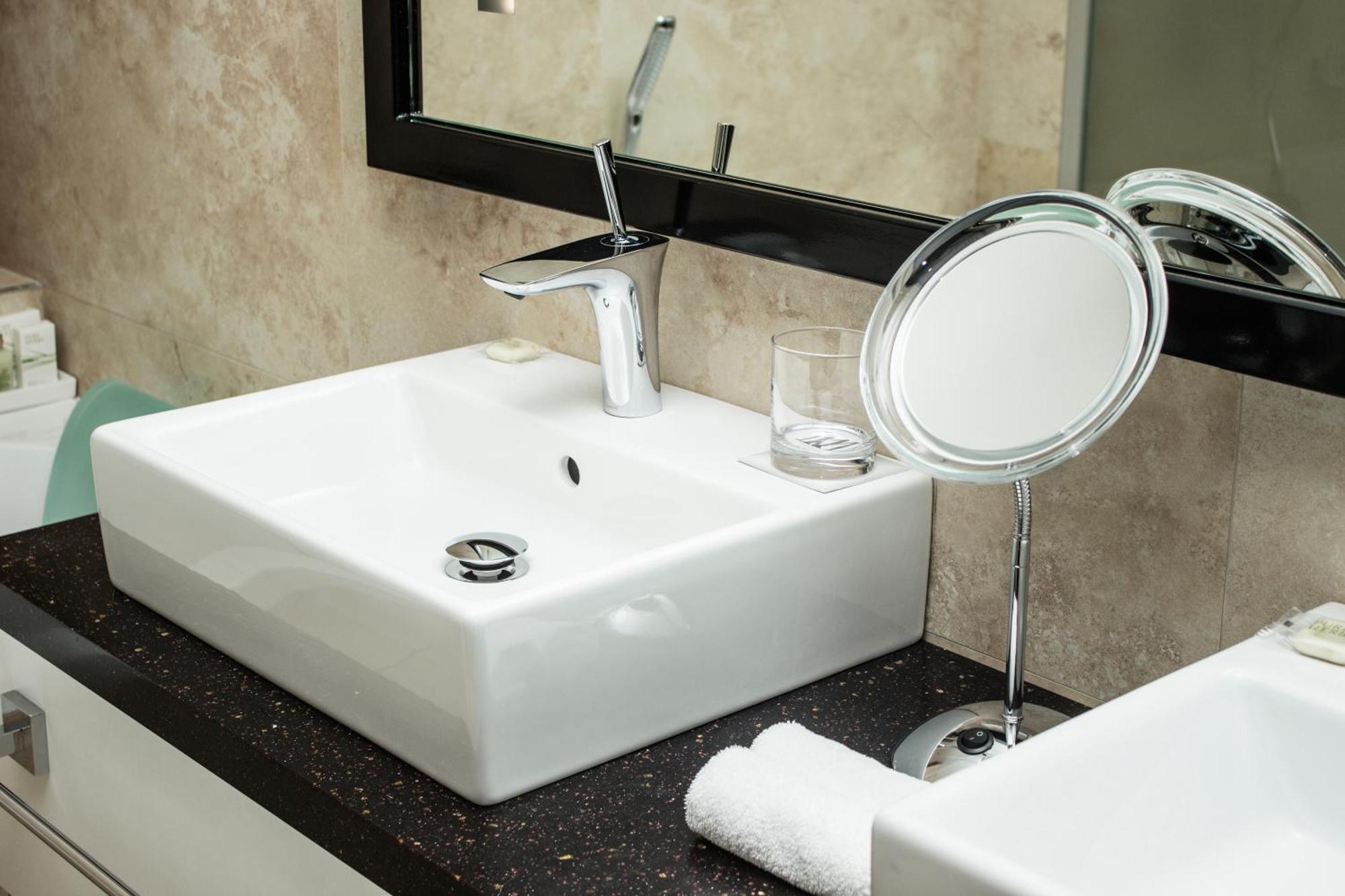 11 Mirrors Design Hotel Kiev Cameră foto
